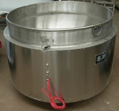 諸城中遠(yuǎn)公司生產(chǎn)涂豬頭專用松香鍋、電熱鍋